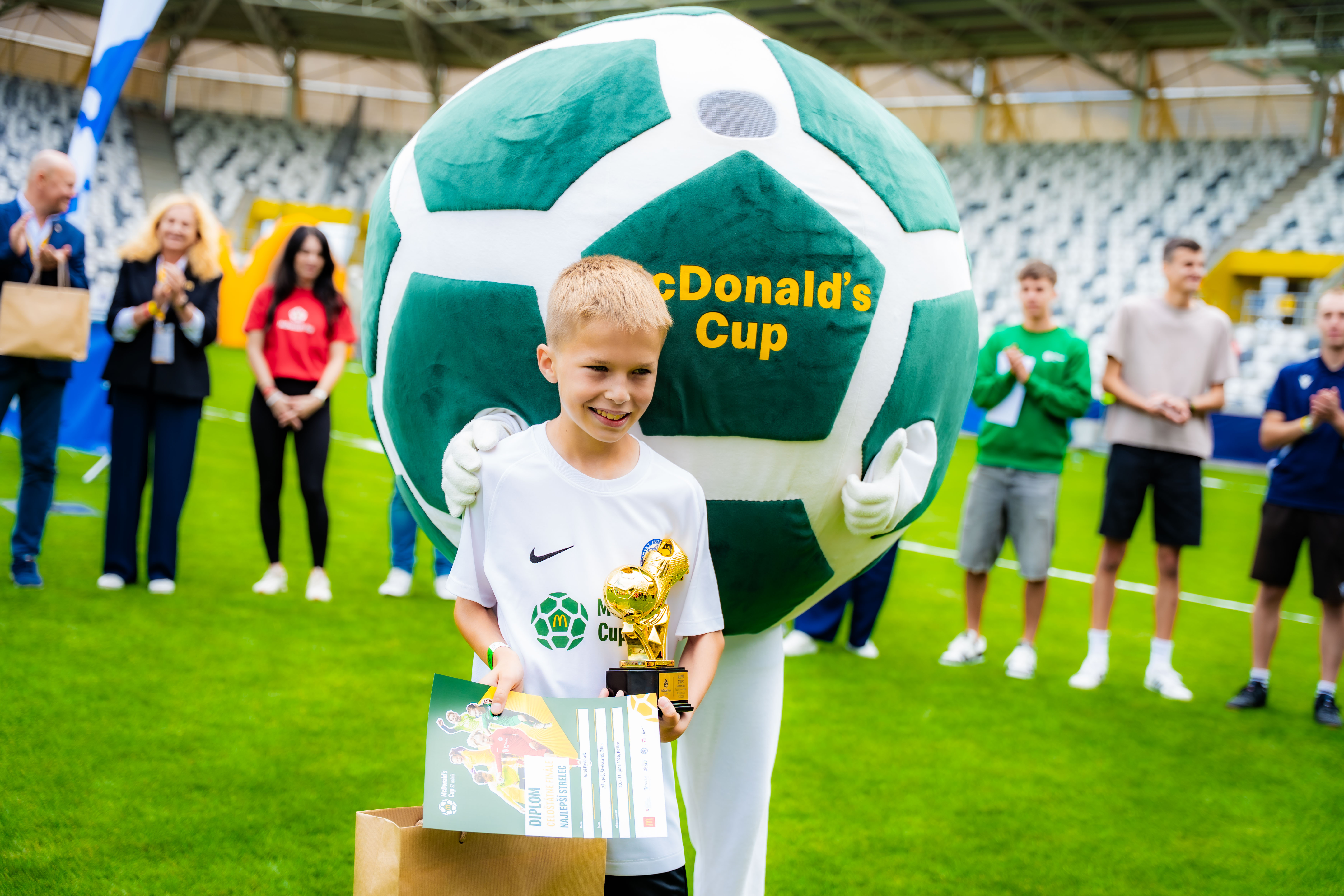 McDonalds Cup - Majstrovstva Slovenska vo futbale najmladsich ziakov a ziacok-1-77